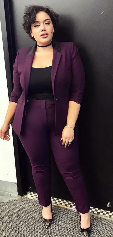 Pinterest - Deutschland Curvy, Plus Size, Business Look, Curvy Business Look, Plus Size Business Look Undershirt Women, Fall Business Attire, Plus-koon Muoti, Curvy Work Outfit, Plus Size Herbst, Plus Size Workwear, Plus Size Winter Outfits, Business Attire Women, Plus Size Work