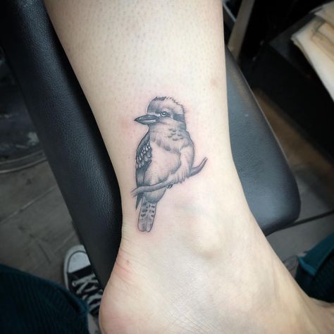 Kookaburra Tattoo, Australian Tattoo, Succulent Display, Theme Tattoo, Sunflower Tattoo, Tattoo Sleeve, Tattoos Ideas, Tattoo Inspo, Animal Tattoos