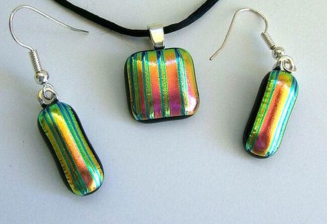 Vibrant Pink.Green.Yellow.Dichroic Glass Pendant and Earrings by Uneek Glass Fusions, via Flickr Metal Jewelry Making Tutorials, Pendant Earring Set, Fused Glass Necklace, Dichroic Glass Pendant, Glass Fusion, Fused Glass Pendant, Pendant Earring, Clay Jewellery, Fused Glass Jewelry