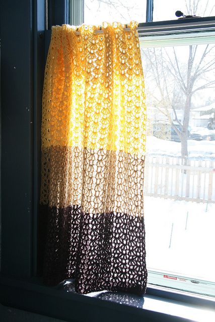 Knit Curtains Patterns, Crochet Drapes, Knitted Curtains, Knit Curtains, Crocheted Curtains, Curtain Crochet, Crochet Cafe, Library Cafe, Crochet Curtain Pattern