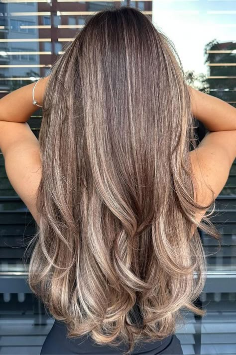 Ashy Highlights, Ash Brown Hair Balayage, Highlights Brown Hair Balayage, Ash Brown Balayage, Cool Brown, Fall Hair Color Trends, Ash Brown Hair, Brown Hair Looks, Brown Hair Inspo