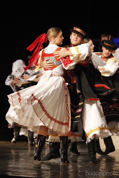 Slovak folk dance Slovakian Culture, Slovak Folklore, Hungarian Dance, Jitterbug, Dance World, World Dance, Shall We Dance, Dancing Aesthetic, Line Dance