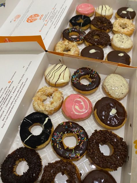 Donat Jco, Jco Donuts, Makanan Aesthetic, Food Drinks Dessert, Food Drinks, Donuts, Dessert, Drinks, Quick Saves