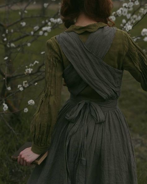 🌲🌿 Cottagecore Outfits, Fantasy Dresses, Dress Aesthetic, Fun Style, Vintage Elegant, Cosplay Ideas, Fantasy Clothing, Mode Vintage, Character Outfits