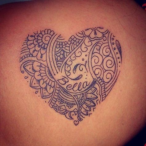 Paisley baby name tattoo Mandala Heart Tattoo, Heart Tattoo With Name, Mandala Arm Tattoo, Heart Tattoos With Names, Mandala Heart, Baby Name Tattoos, Petit Tattoo, Tattoos With Kids Names, Omerta Tattoo