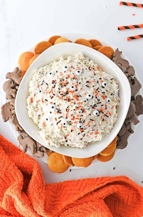 Halloween Dip - Balancing Motherhood Halloween Funfetti Dip, Halloween Dessert Dip, Halloween Icing, Funfetti Dip, Halloween Dip, Different Kinds Of Cakes, Cake Dip, Pumpkin French Toast, Raw Cake