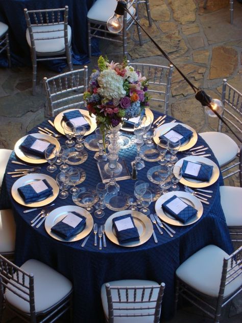 Table Centerpiece Ideas, Starry Night Wedding, Wedding Reception Flowers, Royal Blue Wedding, Celestial Wedding, Blue Themed Wedding, Reception Flowers, Future Wedding Plans, Navy Blue Wedding