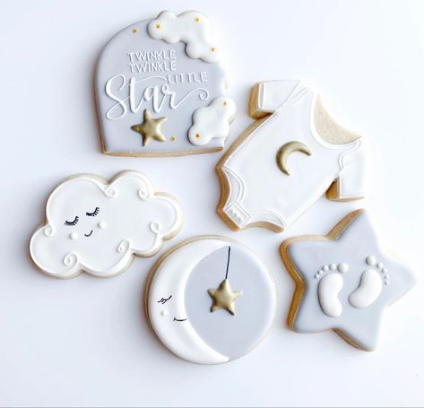 Moon Gender Reveal Ideas, Over The Moon Baby Shower Cookies, Galletas Baby Shower Boy, Cloud Baby Shower Cookies, Star And Moon Baby Shower Ideas, Over The Moon Cookies, Aqeeqah Party Ideas, Twinkle Little Star Baby Shower Ideas, Cloud Baby Shower Theme