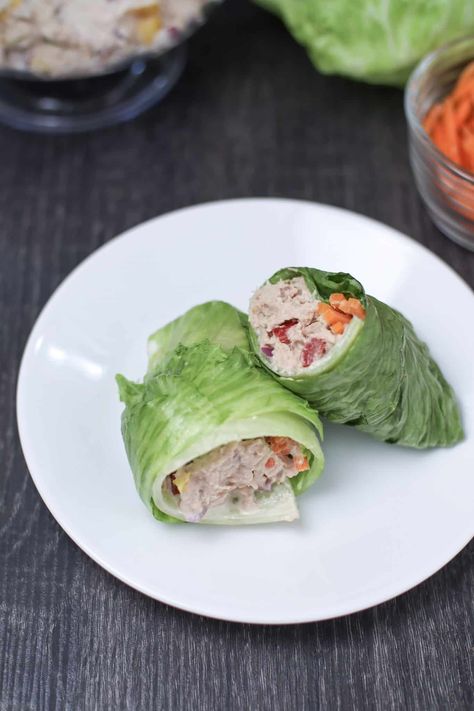 Tuna Salad Lettuce Wraps Recipe Tuna Salad Lettuce Wraps, Tuna Salad Lettuce, Healthy Tuna Recipes, Tuna Lettuce Wraps, Easy Low Carb Lunches, Easy Lettuce Wraps, Tuna Wrap, Lettuce Wraps Recipe, Avocado Tuna Salad