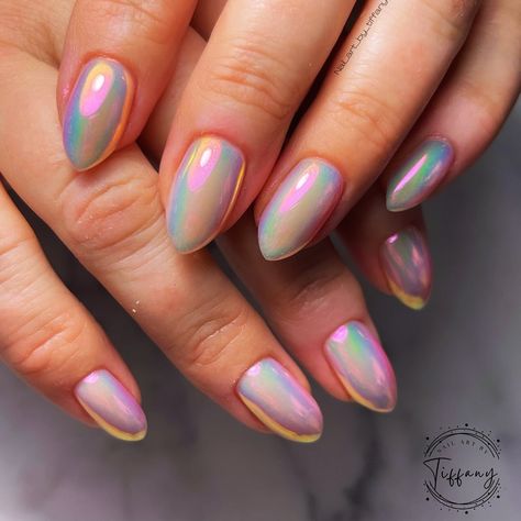 Love me some chrome! #gelnails #naturalnails #nailswag #nails2inspire #chrome #nailart #naildesign #nailsinstagram #nailsnailsnails Delicate Chrome Nails, Cute Chrome Nails, Iridescent Chrome Nails, Rainbow Chrome Nails, Colorful Chrome Nails, Gel Nails Chrome, Chrome Gel Nails, Glazed Nails, Future Nails