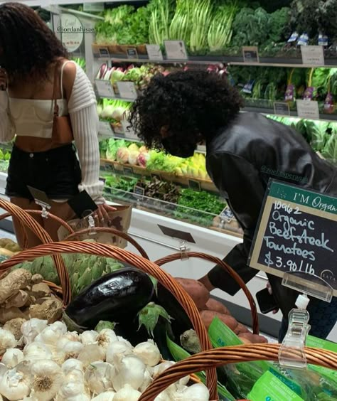 Sydcarmy Aesthetic, Erykah Badu, Life Vision Board, Black Femininity, Future Lifestyle, Dream Lifestyle, Feminine Aesthetic, Black Excellence, Grocery Shop