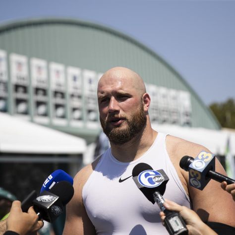 Eagles Rumors: Lane Johnson, Dallas Goedert out for Preseason with Leg Injuries | Bleacher Report | Latest News, Videos and Highlights Lane Johnson Eagles, Dallas Goedert, Lane Johnson, Leg Injury, Carson Wentz, Bleacher Report, Knee Injury, Philadelphia Eagles, Nfl Teams