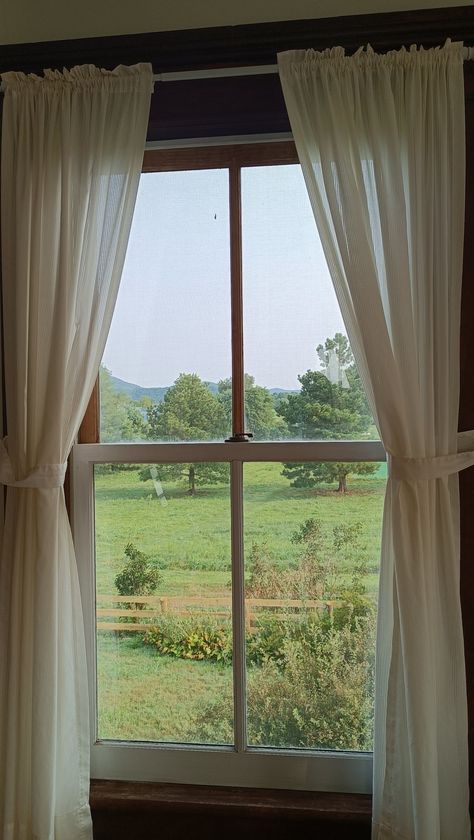 Cottage Core Window, Farmhouse Wife Aesthetic, Country Windows, Big Window Aesthetic, Countryside Farmhouse, Cottagecore Modern, Countryside Living, Countryside House Aesthetic, Cottagecore House Aesthetic