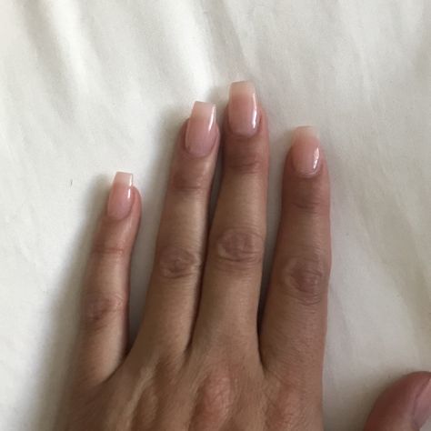 Very Natural Acrylic Nails, Clear Round Nails, Nails For Private School, Nail Ideas Short Natural, Fake Nails That Look Natural, Squared Oval Acrylic Nails, Private School Nails, Clear Nails Square, Nails For Stubby Fingers