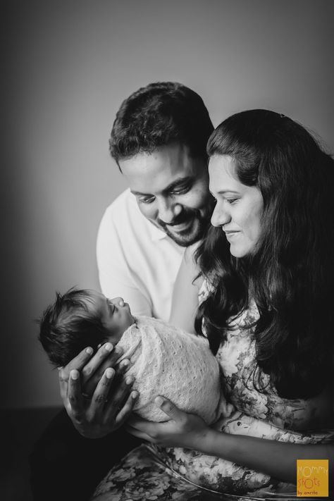 Cradle Ceremony Photoshoot, Name Ceremony Photoshoot, Cradle Ceremony Photoshoot Ideas, Namakaranam Photos, Naming Ceremony Poses, Barasala Photos, Naming Ceremony Photoshoot Ideas, Naming Ceremony Photography, Naming Ceremony Photoshoot