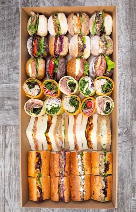 Catered Sandwich Ideas, Triangle Sandwich Platter, Tea Sandwich Display Ideas, Catering Sandwiches Ideas, Party Platters For A Crowd, Boxed Sandwiches, Sandwich Presentation Ideas, Sandwich Decoration Ideas, Sandwich Plating Ideas