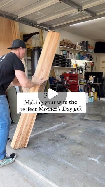 Lucas Shaw on Instagram: "The gift that keeps on giving 🌱💐 Here’s the deets if you want to make you or your mom one! ⬇️ Supply list  3 - 3 1/2” cedar pickets  12 - 6” cedar pickets  1” screws  2” screws  2 tubes Liquid Nail Glue  ➡️ Do y’all wanna see a YouTube tutorial?! Let us know!   #diy #diycrafts #mothersday #howto #tutorial #gardening #planter #planters #planterbox" Cedar Projects Diy, Diy Wooden Planters Outdoor, Wood Planter Boxes Diy How To Build, Garden Wood Projects, Diy Wood Planter Boxes, Wood Planter Boxes Diy, Diy Planter Boxes Outdoor, Planter Box Ideas, Cedar Picket Projects