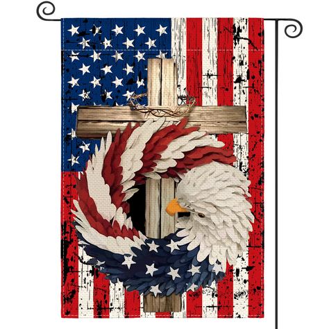 Flags On Front Porch, Eagle Wreath, Patriotic Garden Flag, American Flag Eagle, Eagle Design, Patriotic Stars, Cat Air, Wreath Designs, Stars And Stripes