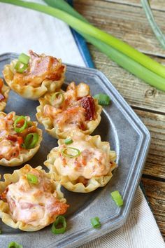 Bacon Rotel Cheese Appetizer Cups Appetizer Cups, Cheese Cups, Tomato Cheese, Best Brunch Recipes, Bacon Appetizers, Bacon Tomato, Bowl Food, Tomato And Cheese, Cheese Appetizers