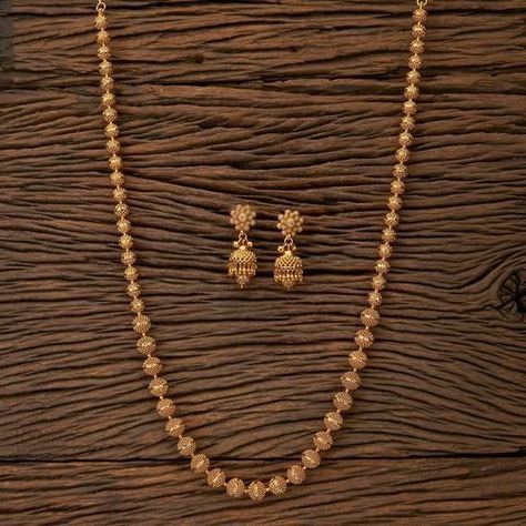 Long Gold Necklace Indian, Indian Long Necklace, Necklace Long Gold, Long Gold Necklace, Perhiasan India, Antique Gold Jewelry Indian, Gold Necklace Indian, Gold Jewelry Simple Necklace, Gold Mangalsutra Designs