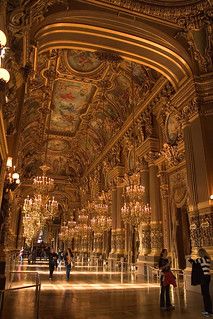 Architecture Cool, Paris Opera House, Istoria Artei, Beautiful Architecture, Paris Travel, Beautiful Buildings, Pretty Places, France Travel, Places Around The World