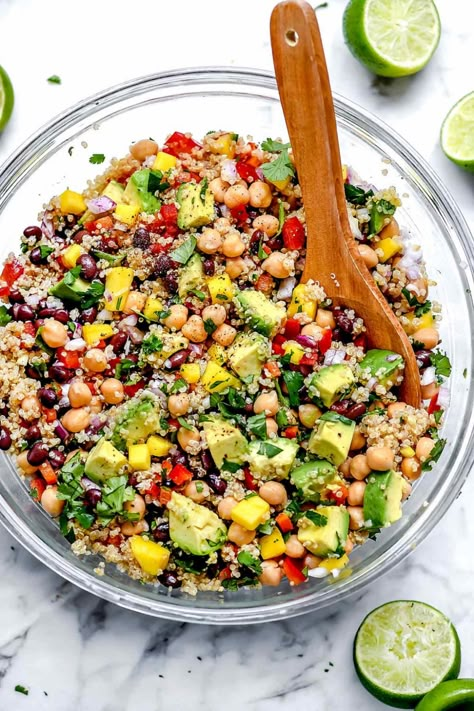 Healthy Quinoa Salad | foodiecrush.com Recipes Wraps, Healthy Quinoa Salad, Recipes Mango, Quinoa Recipes Healthy, Keto Fitness, Healthy Quinoa, Gate City, Snacks Healthy, Salad Healthy