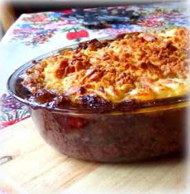 Corned Beef and Potato Pie Tinned Corned Beef Recipes, Beef And Potato Pie, Canned Corned Beef Recipe, Corned Beef Pie, Airfryer Meals, Shepherd Pie, Irish Foods, Beef Pie, Canned Corned Beef