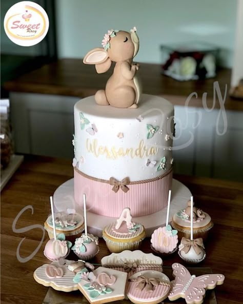 Sweet Rosy Lab102 on Instagram: "#sweetrosy #cake #instacake #cakestagram #cakedecorating #cakedesign #cakeart #rabbitcake #girlcake #cakecakecake #sweettable" Cute Bunny Birthday Cake, Cake With Bunny, Bunny Cake Ideas, Tort Special, Bunny Baby Shower Theme, Bunny Birthday Cake, Bunny Cakes, Cake Designs For Kids