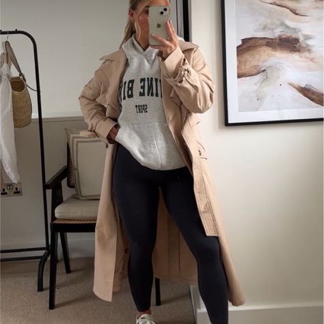 New Boutique Item S 4-6 M 8-10 L 12-14 Xl 16-18 Simple Fall Fashion Women, Chic Errands Outfit, Long Winter Coats Women Outfit, Winter Apparel Womens, Rainy Theme Park Outfit, Cold Weather Fashion For Women, Casual Nyc Outfit Fall, Charleston Sc Winter Outfits, Trench Coat Style Women