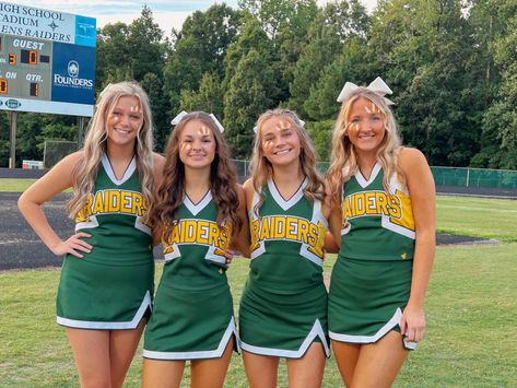 Green Cheer Uniforms, Uniforms Ideas, Sideline Cheer, Cheer Pics, Cheerleading Photos, Cheer Uniforms, Cute Cheer Pictures, Cheer Ideas, Cheer Athletics