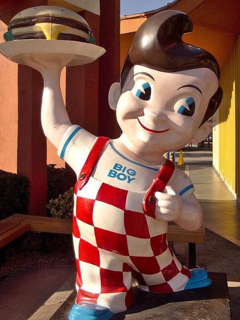 Wichita had a Kip's Big Boy restaurant for many years. It was on east Kellogg. Shoneys Big Boy, Bobs Big Boy, Big Boy Restaurants, Oldies But Goodies, Big Boy, Sweet Memories, The Good Old Days, Back In The Day, Vintage Advertisements