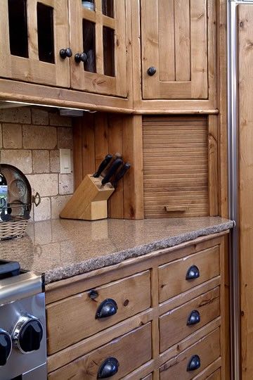 Hickory Kitchen, Garage Systems, Outdoor Furniture Patio, Rustic Kitchen Cabinets, Flat Face, Farmhouse Kitchen Cabinets, Kitchen Cabinet Styles, Rustic Kitchen Design, Farmhouse Kitchen Design