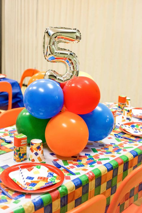 Lego Loot Bag Ideas, Lego Birthday Balloons, Lego Party Centerpieces, Lego Birthday Party Decorations, Lego Balloons, Birthday Party At Home, December Baby, 5 Birthday, Balloon Company