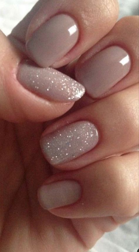 No Chip Nails, Pointy Nails, Gel Nail Art Designs, Nude Nail Designs, Beige Nails, Her Nails, Festival Nails, Nail Designs Glitter, Neutral Nails