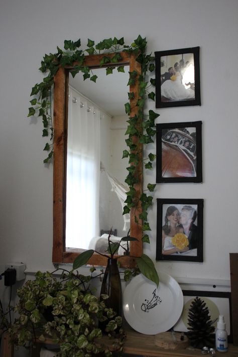 Decorated Mirror Diy, Decorated Mirror, Spiegel Diy, Home Decor India, India Home Decor, Modern Store, Diy Mirror, Boho Diy, Interior Deco