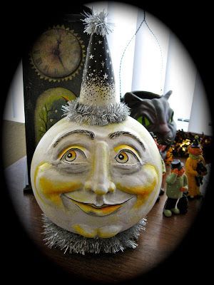 Vintage Halloween Diy, Moon Sculpture, Moon Pumpkin, Moon Decoration, The Man In The Moon, Moon Globe, Moon Man, Halloween Folk Art, Man In The Moon