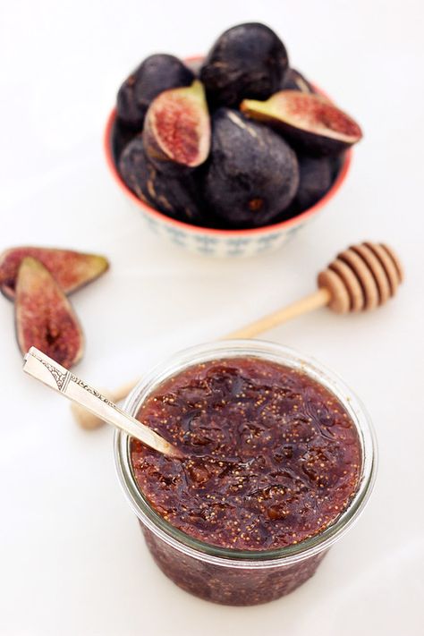 Fig Honey Jam Gluten-free, Sugar-Free | Tasty Yummies Healthy Recipes Fig Honey Jam, Fig Jam Recipe, Fig Spread, Honey Jam, Jar Of Jam, Fig Recipes, Healthy Fruit, Jam And Jelly, Fig Jam