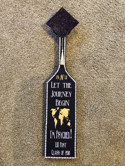 #psychology #paddle #graduation #sorority #twin #journey Senior Sorority Paddles, Sorority Graduation Paddle, Senior Paddles Sorority, Graduation Paddle Sorority, Graduation Paddle, Crescent Ideas, 21st Paddle, 21st Birthday Paddle, Big Lil Gifts