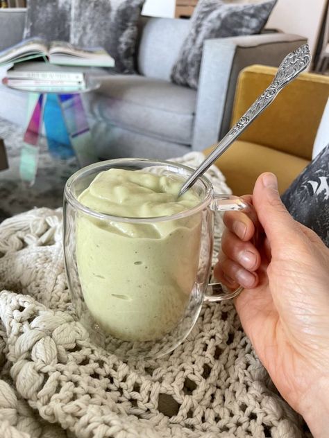 Avocado And Banana Smoothie, Almond Daughter, Avocado Banana Smoothie, Glowing Green Smoothie, Avocado Smoothie Recipe, Banana Chia Pudding, High Potassium Foods, Banana Health Benefits, Potassium Foods