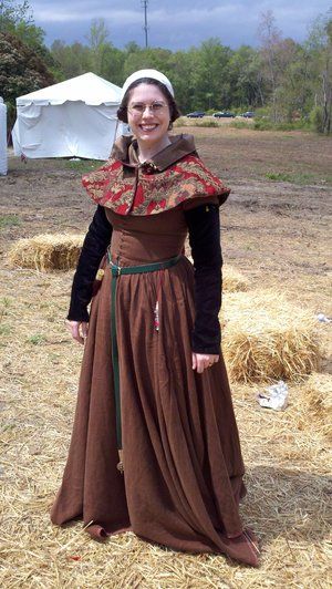 15th Century Fashion, 15th Century Clothing, Celtic Dress, Medieval Garb, Medieval Clothes, Medieval Woman, Ren Fest, Marie Chantal, Century Dress