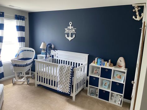 Us Navy Bedroom Ideas, Baby Boy Nautical Nursery, Island Decor Christmas, Christmas Decor Ideas Front Porch, Ship Nursery Theme, Sailor Themed Nursery, Marine Nursery, Nautical Nursery Ideas, Christmas Island Decor