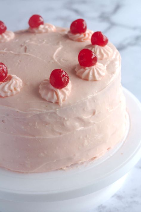 Cherry Layer Cake With Cream Cheese, Cherry Cream Cheese Frosting, Cherry Layer Cake, Maraschino Cherry Cake, Cherry Cream Cheese, Banana Pudding Cake, Props Design, Cake Story, Maraschino Cherries