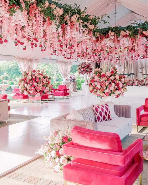 Pink Farmhouse Wedding, Indian Wedding Pink Decor, Red And Pink Wedding Party, Pink Weddings Ideas, Colorful Pink Wedding, Pink Wedding Astethic, Pink Flower Party Theme, Hot Pink Wedding Aesthetic, Pink Encouraged Wedding