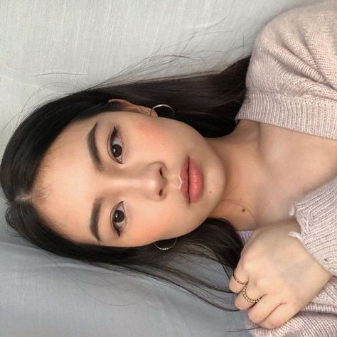 No Makeup Makeup Look Asian, Hd Make Up, Fav Person, Fresh Makeup, Soft Makeup, Makeup Looks Tutorial, No Makeup, Makeup Makeover, No Eyeliner Makeup