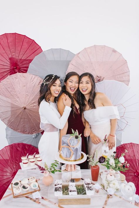 This modern Japanese influence wedding style (uni & sushi!) is so fresh Japanese Wedding Theme, Cherry Blossom Party, Asian Inspired Wedding, Japanese Party, Asian Party, Japan Wedding, Sparkling Rose, Japanese Wedding, Bridesmaid Attire