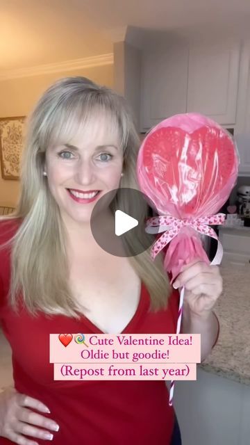 Cute Lollipop, Class Mates, Class Gift, Valentine Love, January 19, Crafts Projects, Valentine Crafts, Instagram Repost, Lollipop