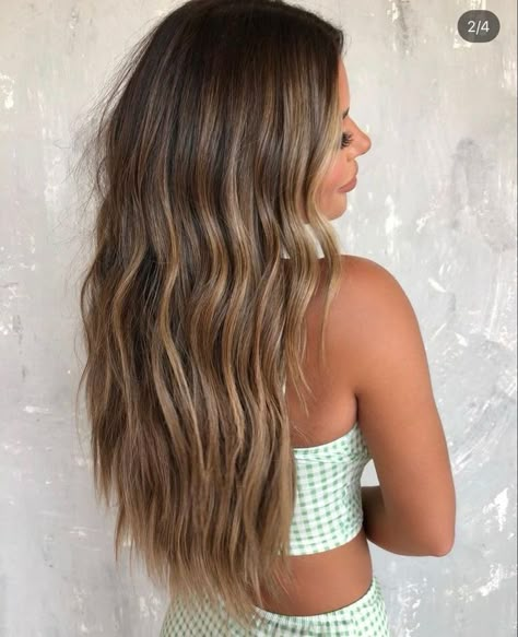 Light Brunette Hair, Brown Hair Looks, Brown Hair Inspo, Brown Hair Dye, Brunette Hair With Highlights, Modern Haircuts, Brown Hair With Blonde Highlights, Hair Color Light Brown, Brunette Balayage Hair