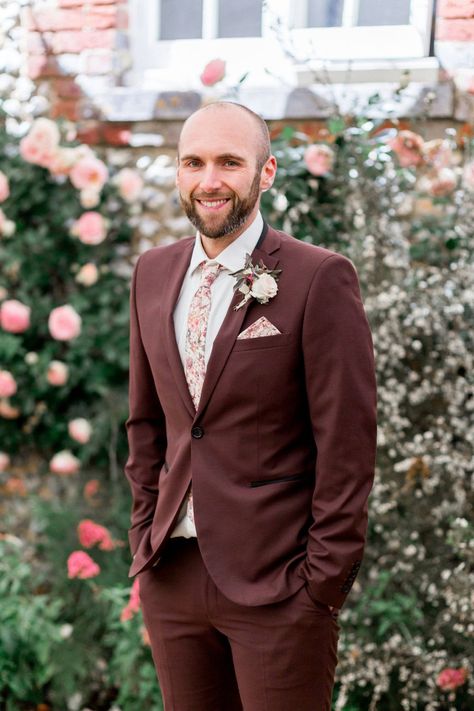 Burgundy Suit Wedding Groom Attire, Burgandy Groomsmen Attire, Groom Suit Burgundy, Burgundy Groomsmen Attire, Mens Burgundy Suit, Burgundy Groom Suit, Burgundy Wedding Suit, Burgundy Suit Wedding, Maroon Groom Suit