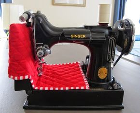 Garden Quilts, Sewing Machines Best, Featherweight Sewing Machine, Thread Catcher, Grill Light, Machines Fabric, Barbeque Grill, Sewing Machine Cover, Sewing Furniture