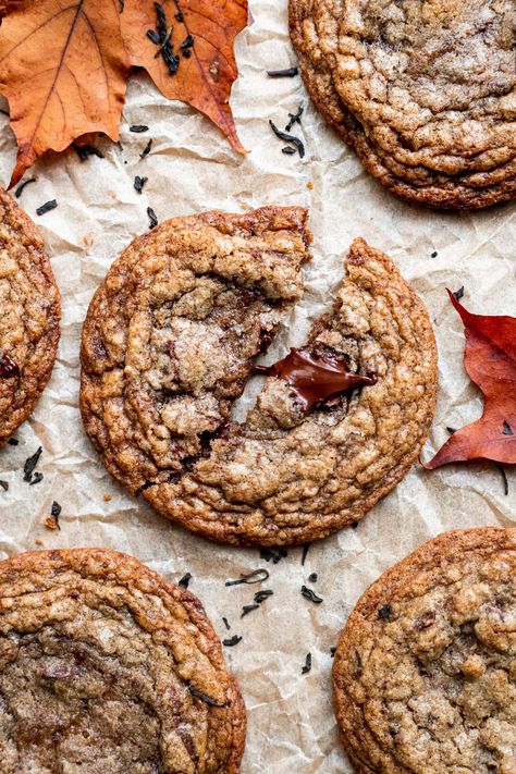 Chewy Chai Cookies, Chai Desserts Healthy, Chai Spiced Desserts, Chocolate Clove Cookies, Chai Chocolate Chip Cookies, Interesting Cookie Flavors, Spiced Chocolate Chip Cookies, Chai Flavored Recipes, Dirty Chai Cookies